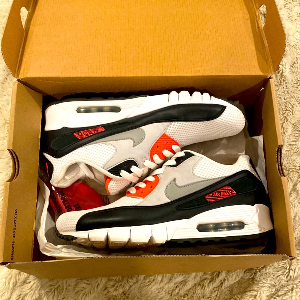 Nike Air Max 90 Current